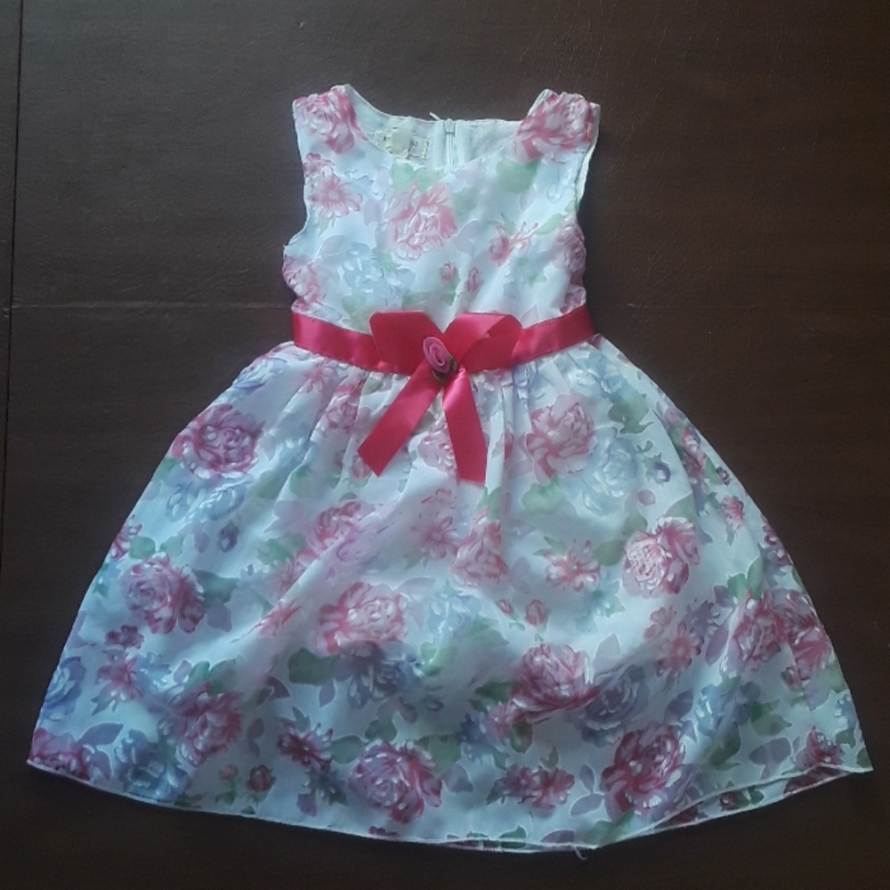 Floral sleeveless dress size 4